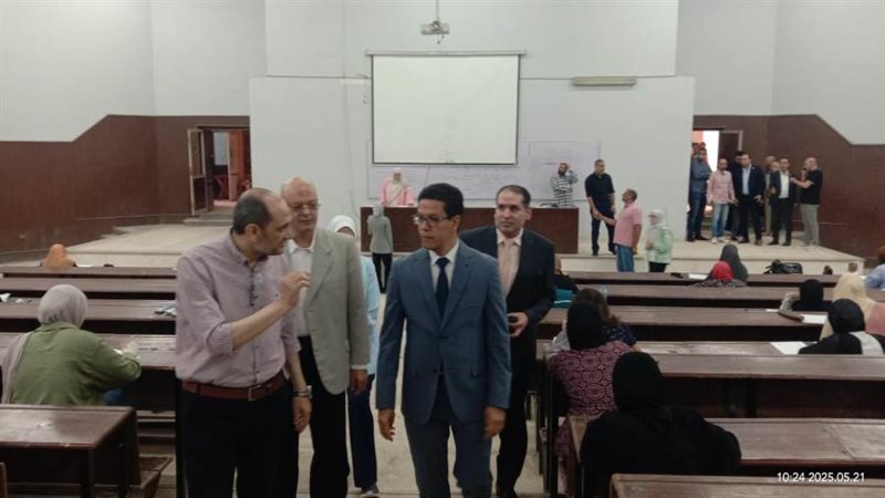 تفقد سير الامتحانات