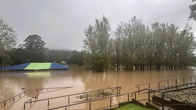 المنازل والطرق اختفت