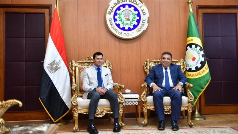 استقبال الوزير