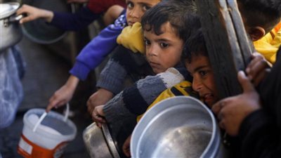 الأونروا: إمدادات الطعام لأطفال غزة نفدت.. والصحة العالمية: النظام الصحي على وشك الانهيار