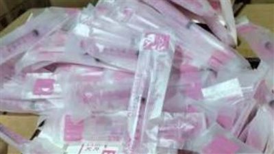 ضبط سرنجات ومستلزمات طبية ومستحضرات تجميل منتهية الصلاحية وبنزين وسولار مدعم مهربة وأسمدة مجهولة المصدر بالغربية