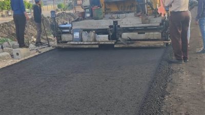 بالصور.. محافظ الغربية يتابع أعمال الرصف بكورنيش المحلة الجديد