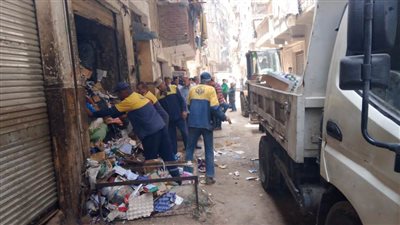 حملات أمنية على محلات تجميع مخلفات بدائرة قسم رمل ثان الإسكندرية