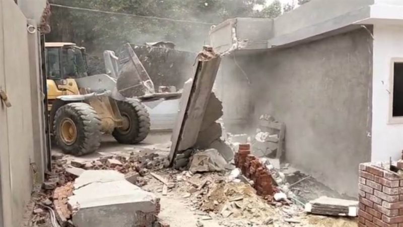 محافظ الإسكندرية