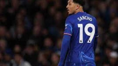 خرج نجمًا ويعود ليبدأ من جديد.. سانشو يقترب من العودة للدوري الألماني من بوابة ليفركوزن 