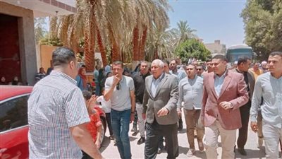 الزملوط والعديسي يودعان حجاج الوادي الجديد في أجواء روحانية