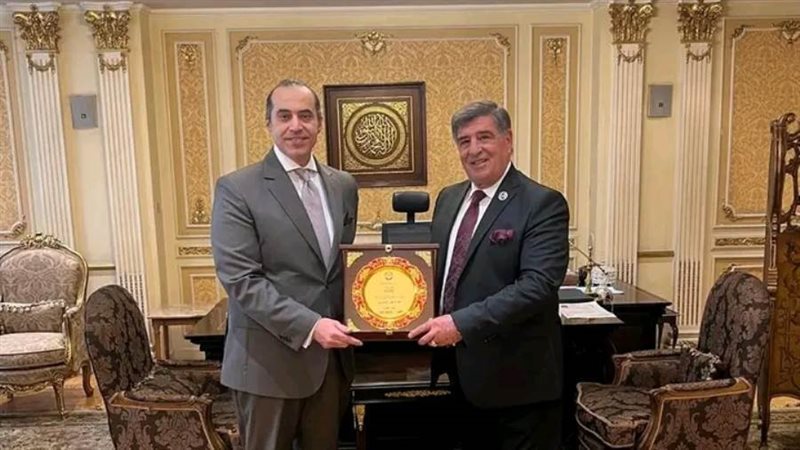 جانب من اللقاء