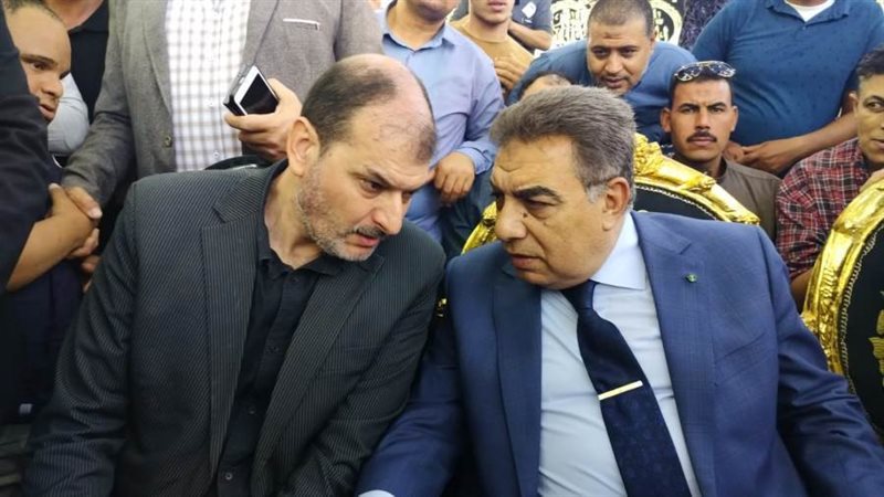 تقديم العزاء لأسرة