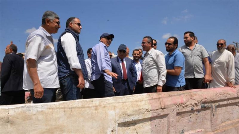 جولة وزير الري ومحافظ