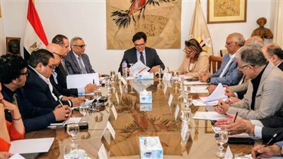 وزير الثقافة يستعرض خطة العمل المنتظر إطلاقها مع احتفالات 30 يونيو 