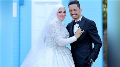 مدير تحرير روزاليوسف يهنئ الدكتورة فاطمة والمهندس أحمد بالزفاف السعيد 