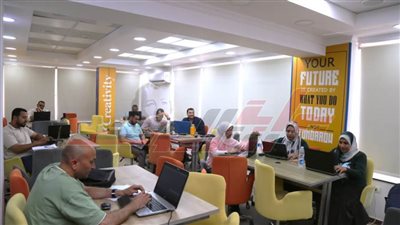 إعداد مدربين معتمدين في مجال شبكات الحاسب 