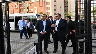 مدبولي يتفقد مشروعات الإسكان بحدائق العاصمة