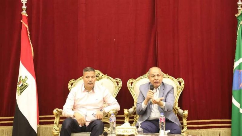 محافظ المنيا السكرتير