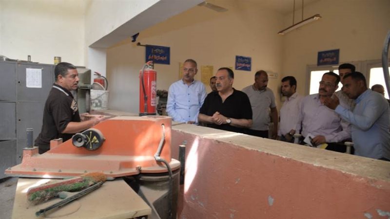 جولة المحافظ