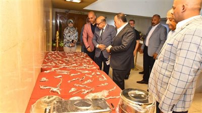 محافظ أسيوط: نجحنا في إعادة تأهيل 1600 آلة جراحية وتوفير ملايين الجنيهات للدولة