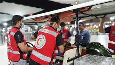 الهلال الأحمر بالمدينة ينقذ حاجًّا بعد توقف قلبه بالمسجد النبوي