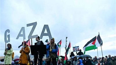 بلدية برشلونة تقطع علاقتها بإسرائيل وتجمد اتفاقية التوأمة مع تل أبيب