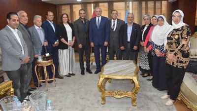  بالصور..  محافظ الغربية يناقش الاستعدادات لحملة الكشف المبكر عن السرطان