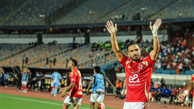 عاجل.. الأهلي يودّع علي معلول برسالة تقدير ويعد بتكريم خاص: 