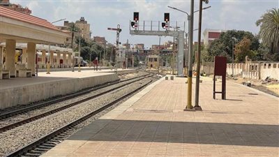 الوزير يعلن دخول أبراج الإشارات بمحطات الزقازيق والإسماعيلية والفردان غرب الخدمة 