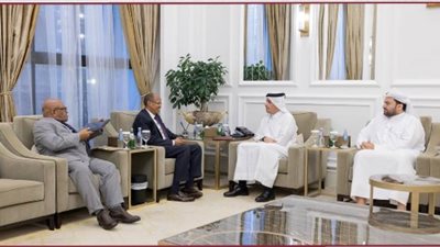 وزير الخارجية القطري يلتقي رئيس مفوضية الاتحاد الأفريقي