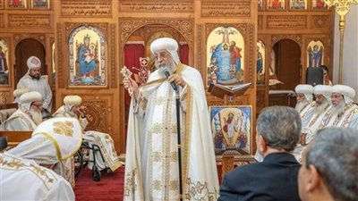 البابا تواضروس يترأس صلوات تجليس وسيامة آباء أساقفة جدد بالكاتدرائية المرقسية