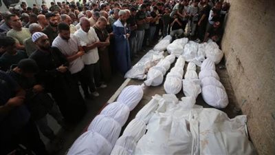 استشهاد 13 فلسطينيًا في قصف الاحتلال شمال وجنوب قطاع غزة