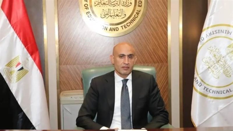 محمد عبد اللطيف وزير