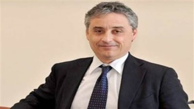 سفير مصر في برن يلتقي مجموعة من الطلبة المصريين من أبناء الجالية بسويسرا