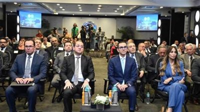 وزيرا الاستثمار والتجارة الخارجية والمالية يعلنان تفاصيل البرنامج الجديد لرد أعباء التصدير 