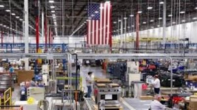 القطاع الصناعي الأمريكي يواصل التراجع للشهر الثالث وسط اضطراب سلاسل التوريد