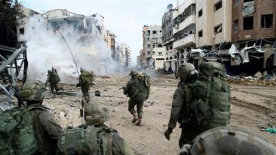 الاحتلال يبعد سائحتين سويديتين بادعاء قيامهما بأنشطة 