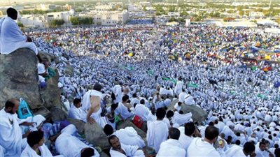 غرفة عمليات بعثة حج الجمعيات بمكة تعلن رقم تلقي شكاوى الحجاج المصريين