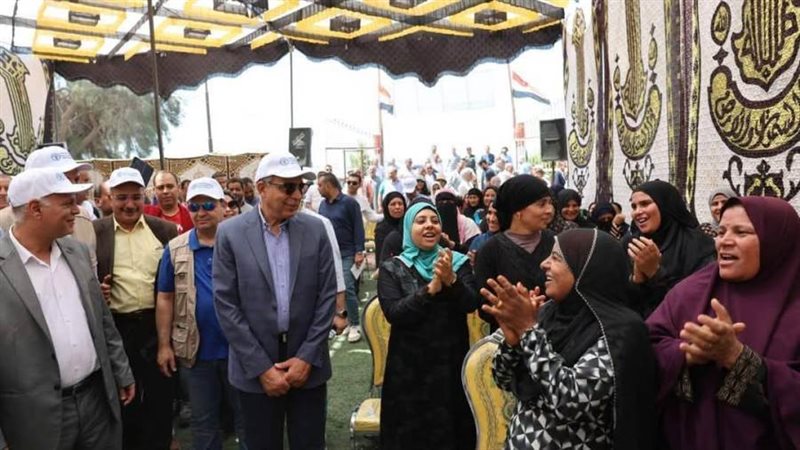 محافظ المنيا يتفقد