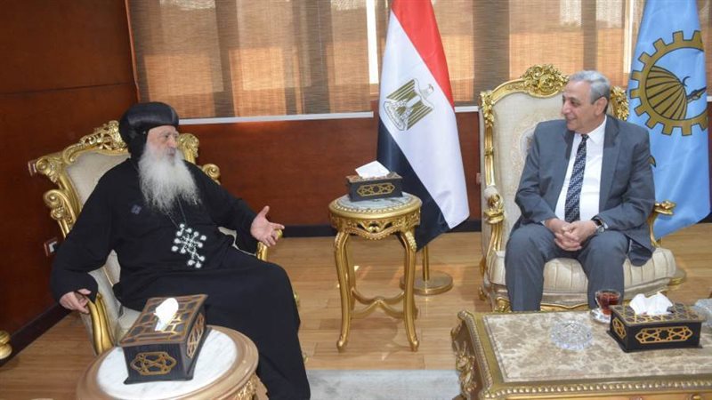 محافظ الغربية خلال