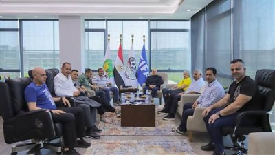 أبوريدة يبحث برنامج المنتخب الوطني لكأس العرب مع الجهاز الفني