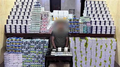 ضبط شخصين بالجيزة لقيامهما بالاتجار في الأقراص والعقاقير المخدرة