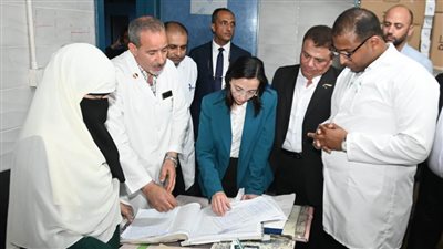 إحالة مدير المخازن الرئيسية بالمعهد الطبي بالبحيرة  وآخرين للتحقيق لتقاعسهم عن العمل 