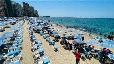 بنسبة إشغال ٨٥% شواطئ الإسكندرية تشغر بالمواطنين