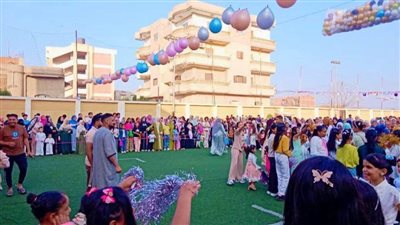 بالصور.. كرنفالات وألعاب ترفيهية وعروضًا فنية وموسيقية في مراكز شباب الغربية