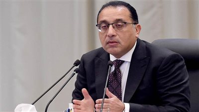 رئيس الوزراء يستعرض الفرص الاستثمارية بقطاعي السياحة والآثار