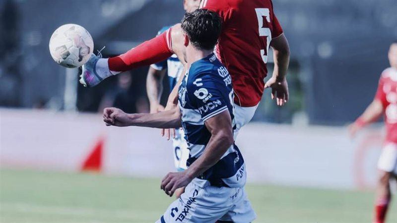 الأهلي وباتشوكا