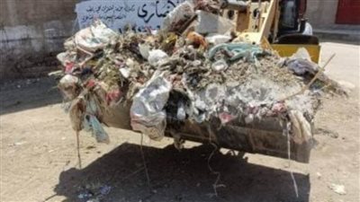 رفع 150 طنا من القمامة والمخلفات بـ6 قرى بمركز سوهاج