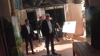 بالصور.. محافظ الغربية يتابع ميدانيًا جاهزية لجان امتحانات الثانوية العام في مدارس طنطا