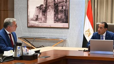 رئيس الوزراء يلتقى وزير البترول والثروة المعدنية لمتابعة عدد من ملفات العمل