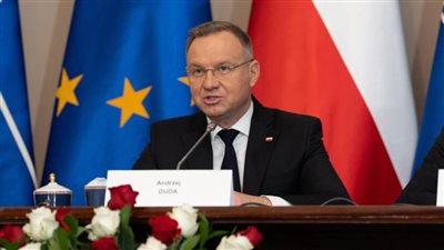 وزير داخلية بولندا: نراقب عن كثب تطورات الوضع بعد الهجمات الإسرائيلية على إيران