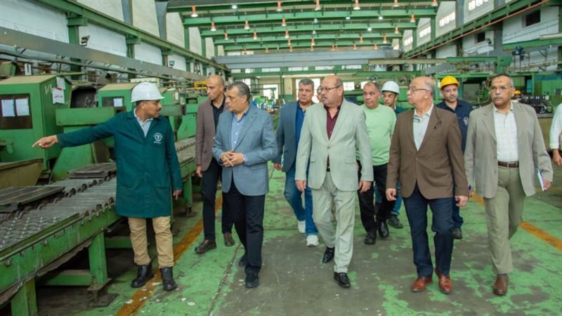 وزير الإنتاج الحربي