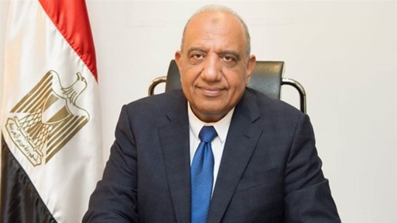 الدكتور محمود عصمت