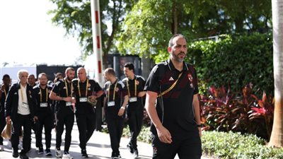  عاجل.. “بوابة روز اليوسف” ترصد لحظة وصول الأهلي إلى ملعب 